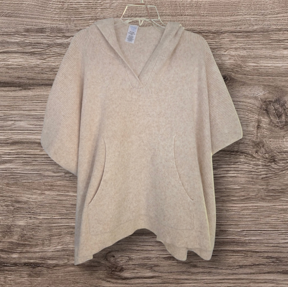 Time and Tru Women's Hooded V-Neck Poncho